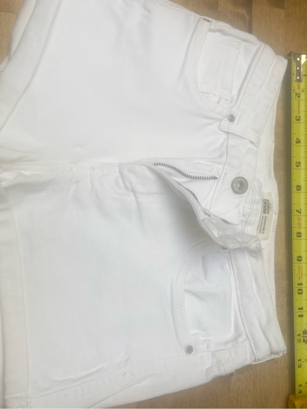 Zara White Denim Shorts - Authentic Denim